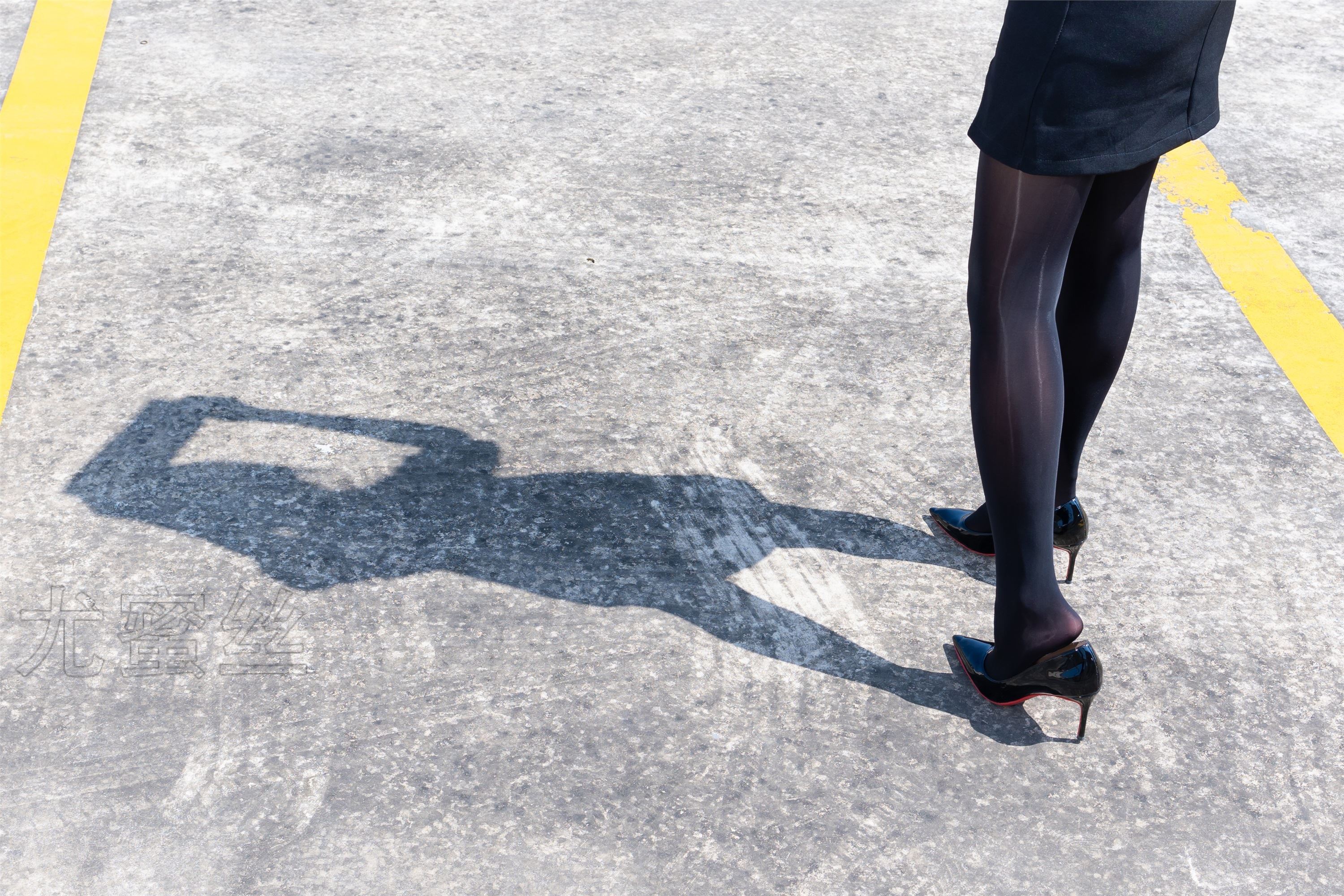 尤蜜丝 穿搭写真 NO.083